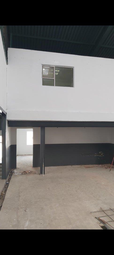To Let commercial Property for Rent in Sidwell Eastern Cape